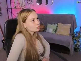 Camsoda Live Sex Cam of ava-gllow
