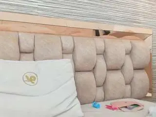 Camsoda Free Porn Cam of ikia-lopezz