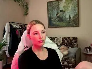 Camsoda Nude Webcam of eddiezalamea