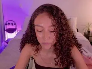 Camsoda Sex Chat of chloemoretix