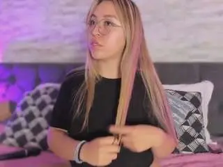 Camsoda Live Sex of rachel-quenby