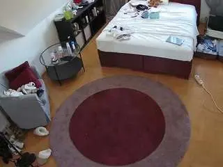 Camsoda Free Porn Cam of voyeurcam-julmodels-whitebed-1