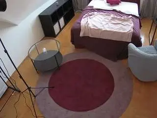 Camsoda Best Webcam of voyeurcam-julmodels-whitebed-1