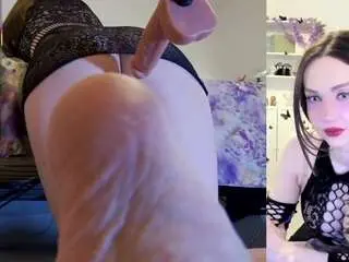 Camsoda Adult Webcam of heavenia
