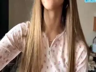 Camsoda Nude Webcam of oraleeprouty