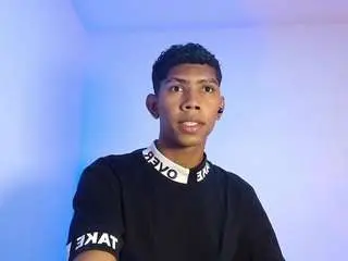 Camsoda Live Porn of skiper-monsteercock1