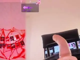 Camsoda Nude Webcam of peachmonroe