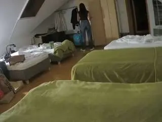 Camsoda Free Porn Cam of voyeurcam-julmodels-bed-3