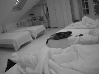 Camsoda Free Live Porn of voyeurcam-julmodels-bed-3