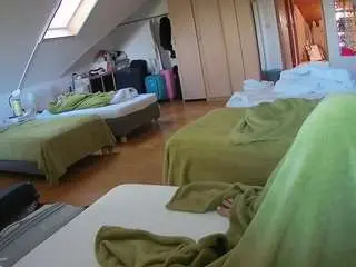Camsoda Sex Chat of voyeurcam-julmodels-bed-3