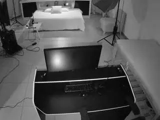 Camsoda Live Sex Cam of voyeurcam-jb-photo-studio