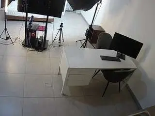 Camsoda Live Sex Cam of voyeurcam-jb-photo-studio