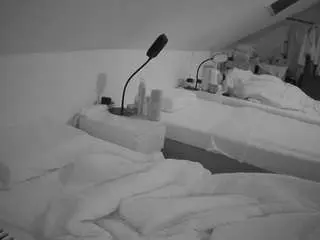 Camsoda Best live sex cam show of voyeurcam-julmodels-bed-4