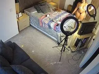 Camsoda Sex Chat of voyeurcam-casa-salsa-bedroom-11