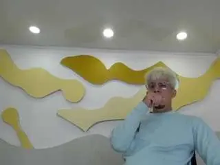 Camsoda Free Live Porn of zeustrys