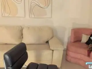 Camsoda Nude Webcam of sophiepalmerx