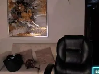 Camsoda Nude Webcam of sophiepalmerx