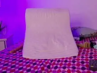 Camsoda Free Live Porn of hellzel-moon
