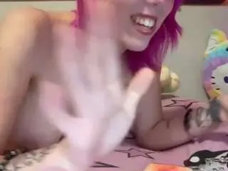 Camsoda Nude Webcam of brattyangelica