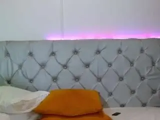 Camsoda Sex Chat of amelielaurentc