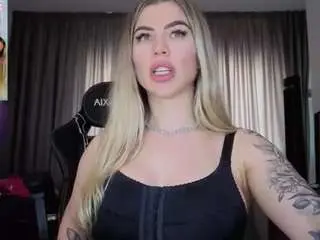 Camsoda Adult Video Chat of megan-ros