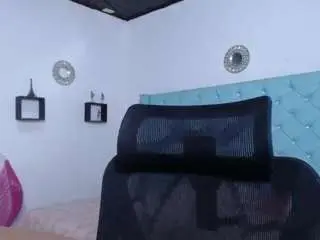 Camsoda Free Porn Cam of antonellasweetlittle