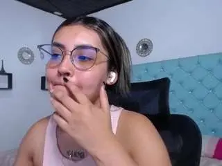 Camsoda Nude Webcam of antonellasweetlittle