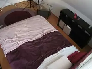 Camsoda Private Sex Chat of voyeurcam-julmodels-whitebed-2