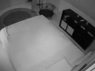 Camsoda Free Live Porn of voyeurcam-julmodels-whitebed-2