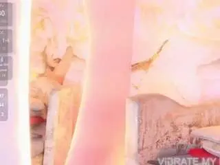 Camsoda Free Porn Cam of nylaroyale-cr