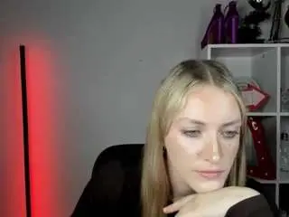 Camsoda Watch Live Sex Cams of evelynblond