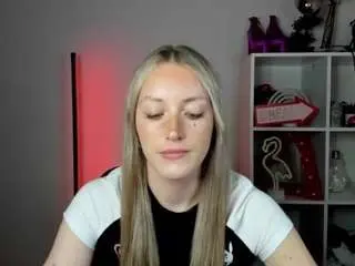 Camsoda Live Sex of evelynblond
