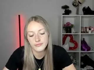 Camsoda Best Webcam of evelynblond
