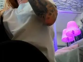 Camsoda Adult Webcam of reina-cummingss