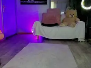 Camsoda Sex Chat of reina-cummingss
