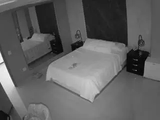 Camsoda Free Porn Cam of voyeurcam-casa-salsa-bedroom-4