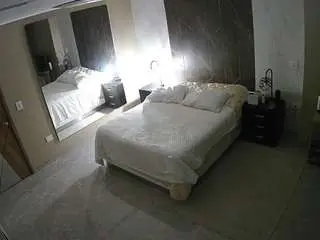 Camsoda Nude Webcam of voyeurcam-casa-salsa-bedroom-4