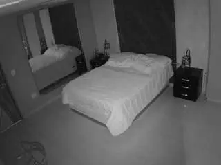 Camsoda Watch Live Sex Cams of voyeurcam-casa-salsa-bedroom-4