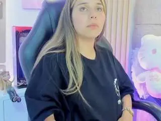 Camsoda Nude Webcam of sloppy-kitty