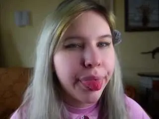 Camsoda Nude Webcam of pinkiedugre
