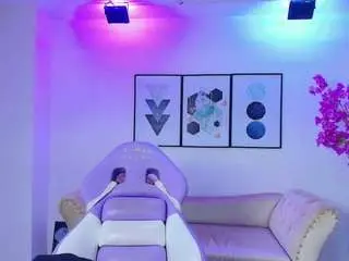 Camsoda Nude Webcam of tamaragrays
