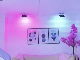 Camsoda Nude Webcam of tamaragrays