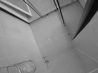 Camsoda Free Porn Cam of voyeurcam-jb-shower-2
