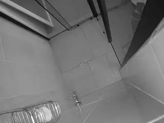 Camsoda Sex Cam of voyeurcam-jb-shower-2