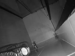 Camsoda Private Sex Chat of voyeurcam-jb-shower-2