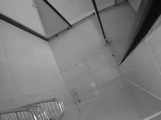 Camsoda Free Live Porn of voyeurcam-jb-shower-2