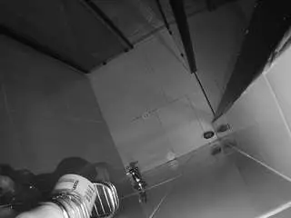 Camsoda Sex Cam of voyeurcam-jb-shower-2