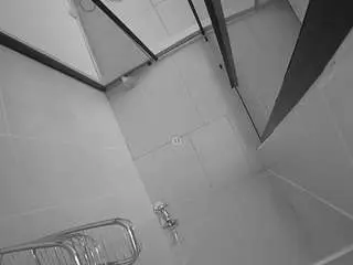 Camsoda Live Porn of voyeurcam-jb-shower-2
