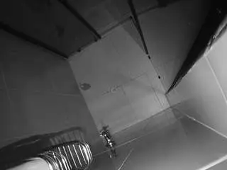 Camsoda Private Sex Chat of voyeurcam-jb-shower-2