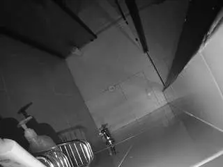 Camsoda Sex Cam of voyeurcam-jb-shower-2